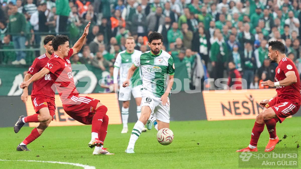 BURSASPOR - PENDİKSPOR MAÇI FOTOĞRAFLARI