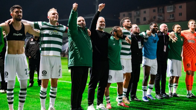 Galibiyet Selim Kurtulan’la omuz omuza kutlandı