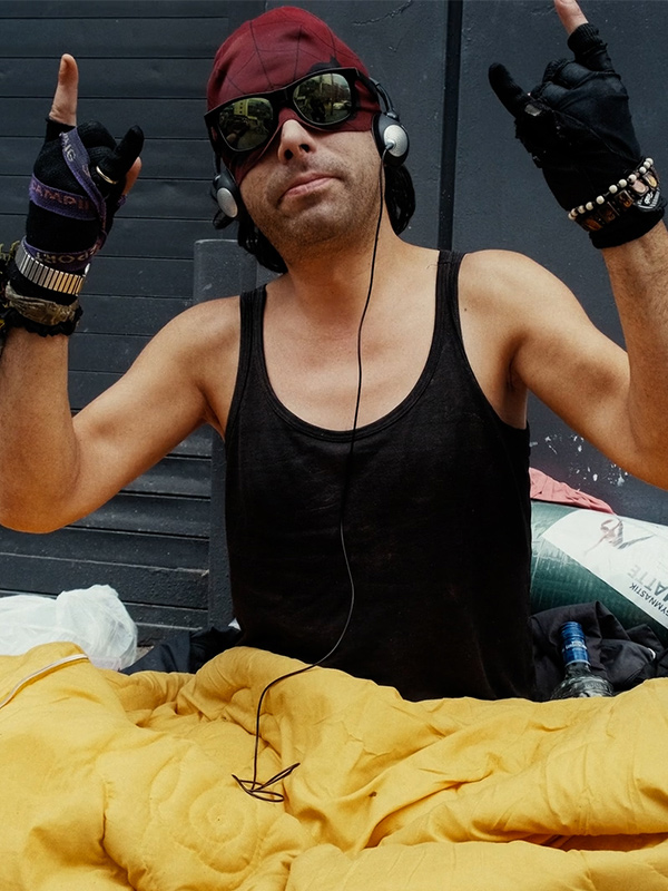 Mutluluk + Neukölln'ün Örümcek Adamı - Spor Bursa